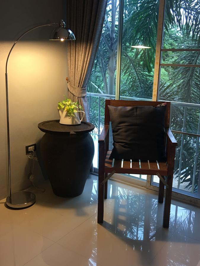 The O2 Aparthotel Udon Thani Buitenkant foto