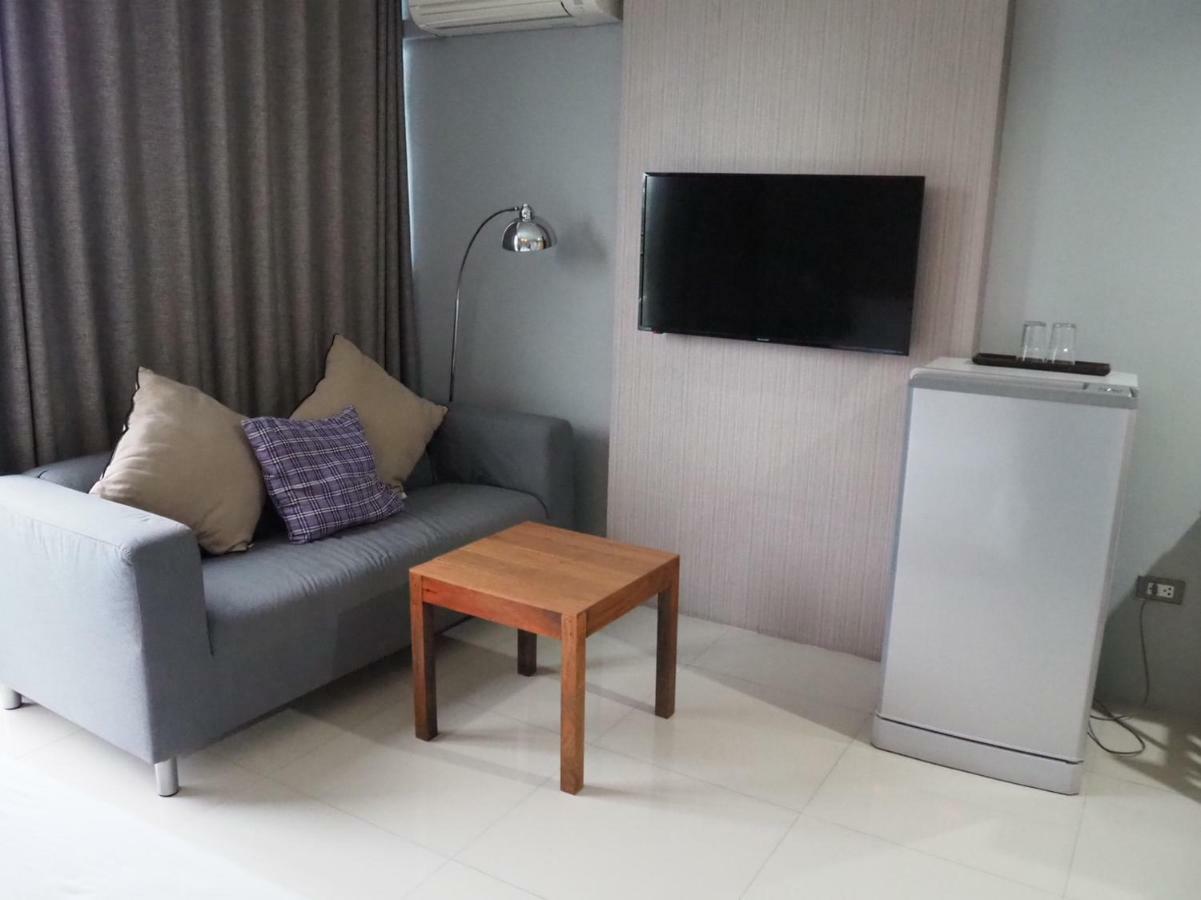 The O2 Aparthotel Udon Thani Buitenkant foto