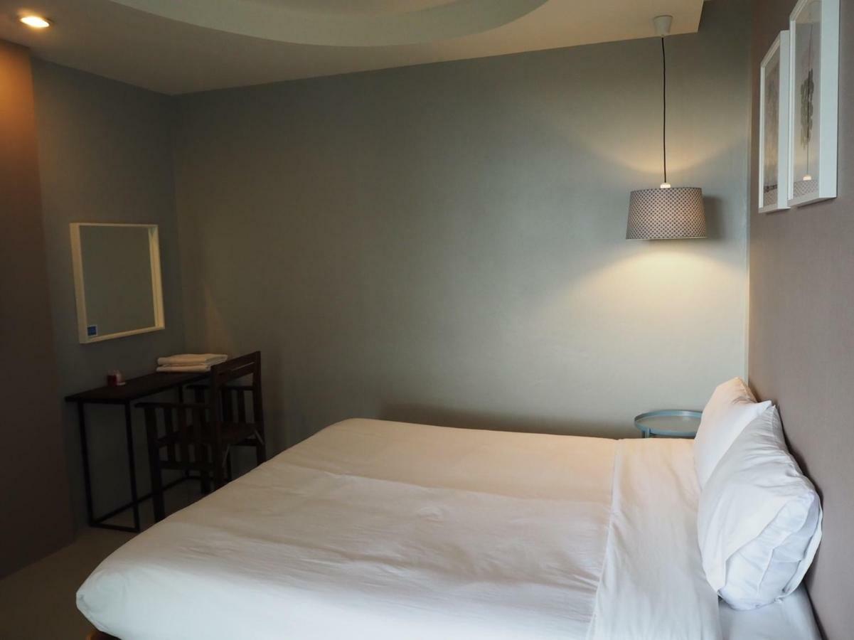 The O2 Aparthotel Udon Thani Buitenkant foto